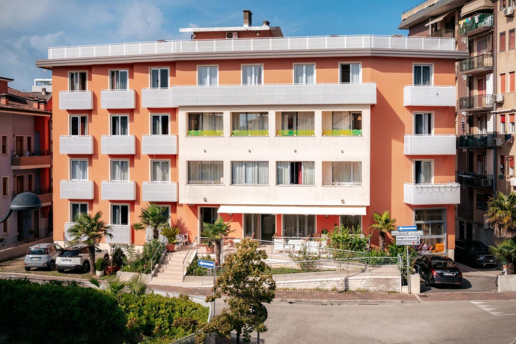 Hotel Palladio Каорле Екстер'єр фото